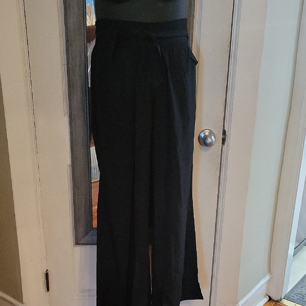 GUESS Black Wide-Leg Women's Pants